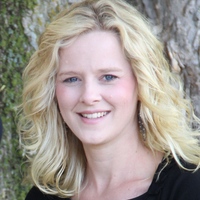 Heidi  Miletich's avatar